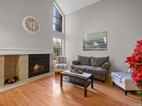 167 Nome St, Denver CO 80010-2712 exterior