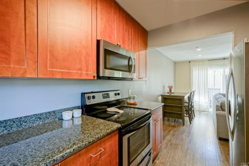 1614 Yardley St, Santa Rosa CA  95403-2393 exterior