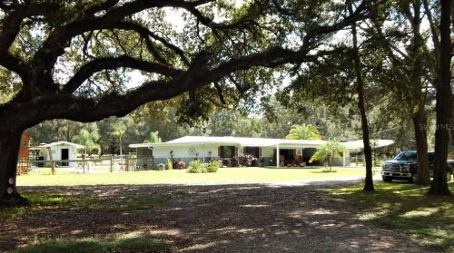 17639 Palamino Lk Dr, Dade City FL 33523-1949 exterior