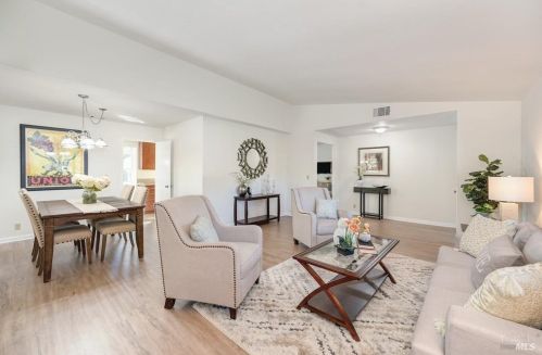 681 Seville Ln, Vacaville CA  95688-2044 exterior