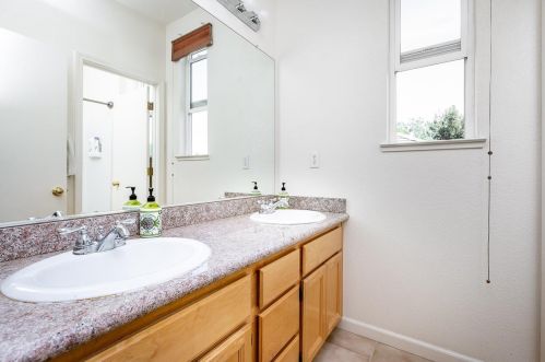 6050 Ventura Way, Folsom CA  95762-5563 exterior