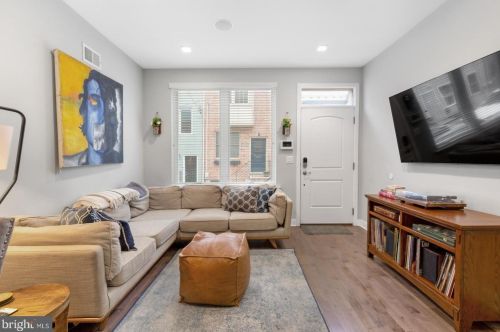 1334 Colorado St, Philadelphia PA  19146-4705 exterior