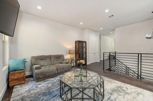 559 Greenwood Dr, Meadow Vista CA  95722-9708 exterior