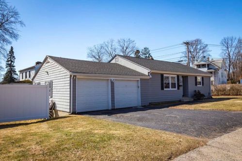 228 Main St, Plainville, CT 06062-2168