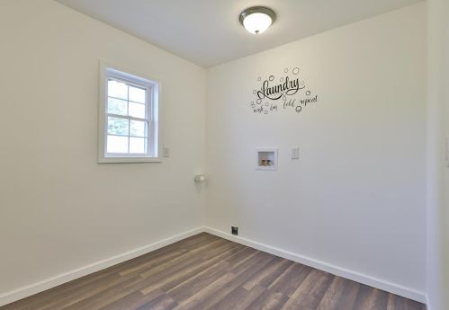 10337 Paddys Run Rd, New Haven OH  45030-9709 exterior