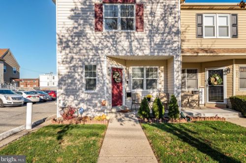 253 Coates St, Norristown, PA 19405-1603