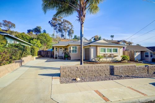 5971 Sarita St, La Mesa, CA 91942-3115