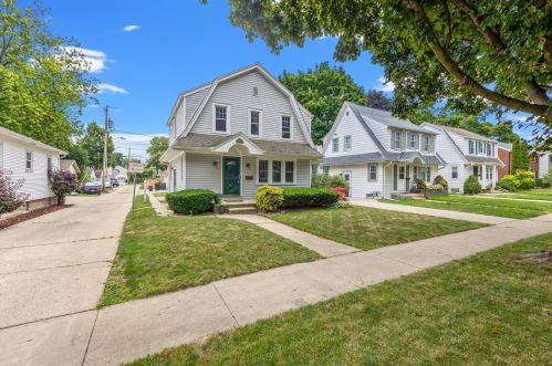 8131 Gridley Ave, Milwaukee WI  53213-3038 exterior