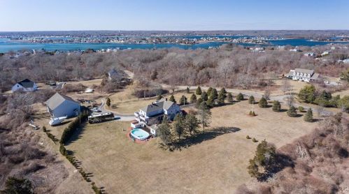 50 Sunset Blvd, South Kingstown, RI 02882-5472