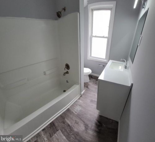 112 White Ave, Boothwyn PA  19061-4342 exterior