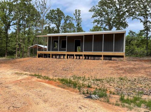6404 Periwinkle Rd, Ore City, TX 75683-6133