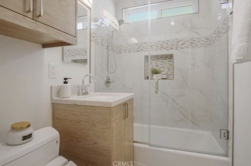 4264 Pepperwood Ave, Long Beach CA  90808-1534 exterior