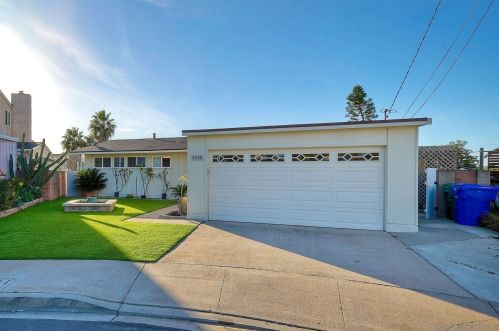 2048 Goshawk St, San Diego, CA 92123-3717