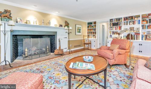 5612 Pyles Ford Rd, Wilmington, DE 19807-1643
