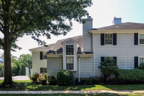 3402 James Ct, Middletown NJ  07748-3470 exterior