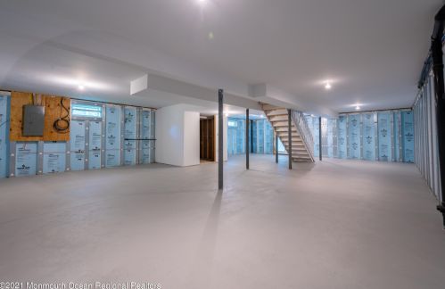 803 Leonardville Rd, Leonardo NJ  07737-1335 exterior