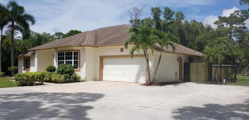 884 Lyons Rd, West Palm Beach, FL 33411-5425