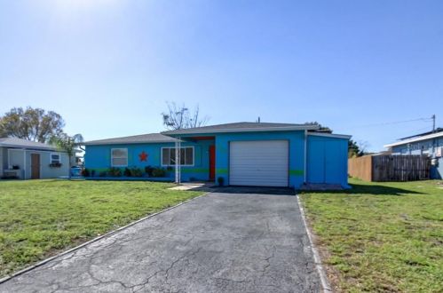 4858 60th Way, Saint Petersburg, FL 33709-3545