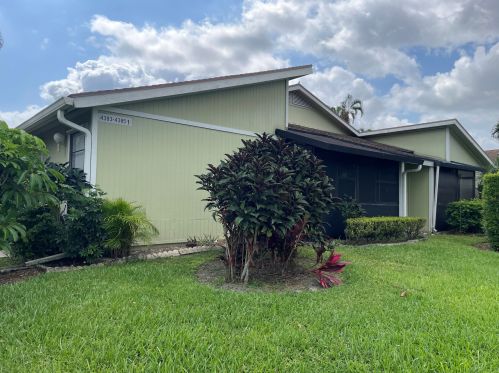 4383 Willow Pond Cir, West Palm Beach, FL 33417-8249