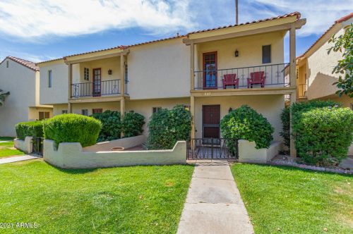 7337 Thornwood Dr, Scottsdale, AZ 85251-1300