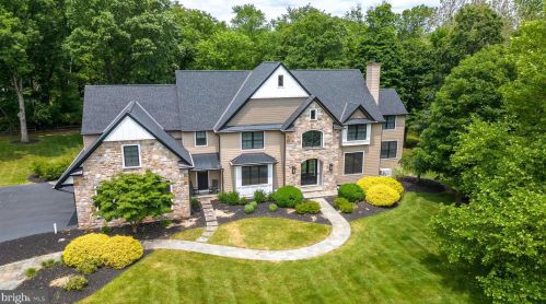 10 Devonshires Ct, Blue Bell PA  19422-2560 exterior