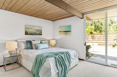 1103 Homestead Rd, Sunnyvale CA  94087-5156 exterior