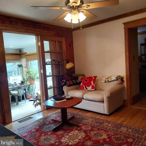 177 Upper Fry Rd, Trenton NJ  08628-2734 exterior