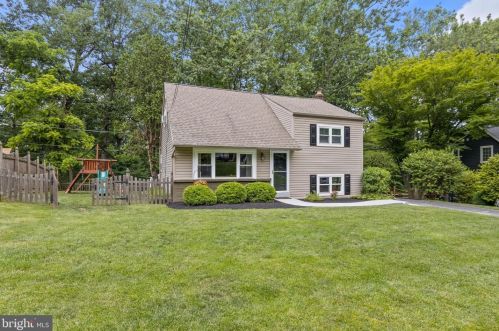 46 Sunset Dr, Paoli, PA 19301-1719