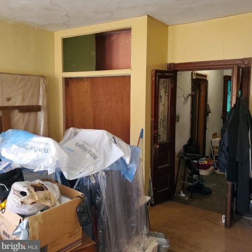 4929 Hazel Ave, Philadelphia PA 19143-2086 exterior