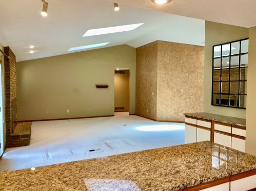 313 Wedgewood Ct, Bellefontaine OH  43311-2767 exterior