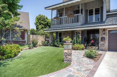 4237 Sussex Cir, Cypress CA  90630-2742 exterior