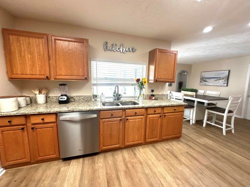 2062 Floresta Dr, Fort Pierce FL  34984-4706 exterior