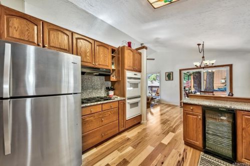 1858 Normuk St, South Lake Tahoe CA  96150-5348 exterior