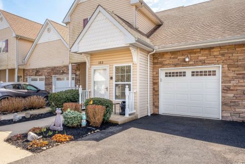 182 Ira Rd, Mount Sinai, NY 11766-3506