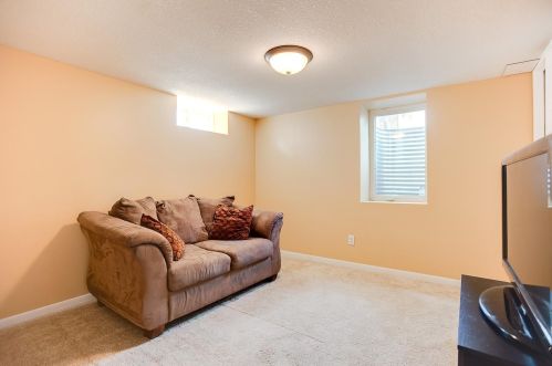 219 Ash St, South Saint Paul MN  55075-3506 exterior