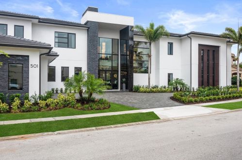 501 Muirfield Loop, Kissimmee FL  34747-6414 exterior