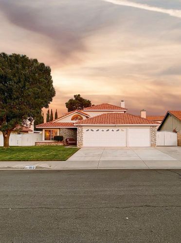 12613 Fox Tail Way, Victorville, CA 92392-8045