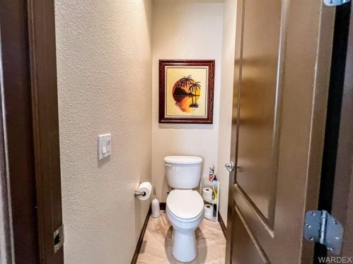 14 Torrey Pines Dr, Mohave Valley AZ  86440-8209 exterior