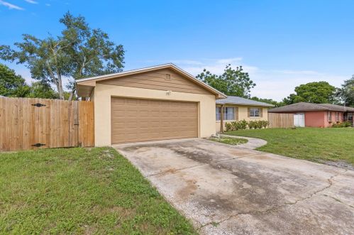 5706 Clearview Dr, Orlando, FL 32819-7710