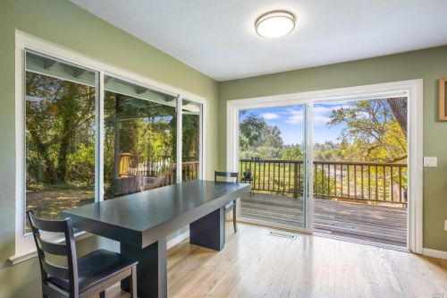 6499 Lone Pine Rd, Sebastopol CA  95472-5622 exterior