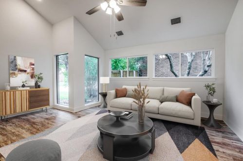 2728 Pinery Ln, Richardson TX  75080-1858 exterior