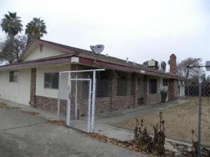 2056 Brawley Ave, Fresno, CA 93722-5405