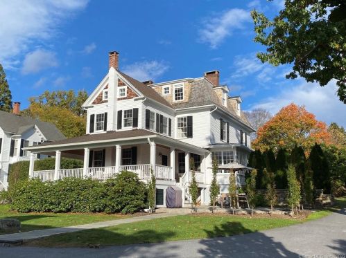 150 South St, Litchfield CT  06759-4006 exterior