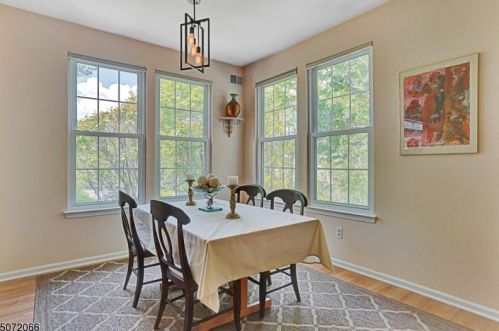47 Pheasant Brook Ct, Bedminster NJ  07921-2040 exterior