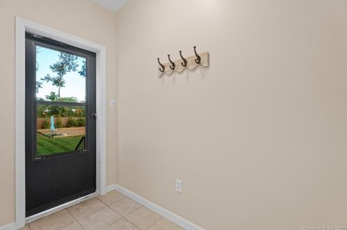 22 Roseleah Ave, Plainville CT  06062-2718 exterior