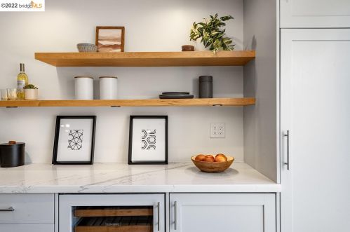 550 25th St, Oakland CA  94606-3336 exterior