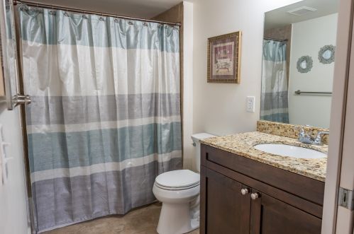 571 142nd Ave, Hollywood FL  33027-1526 exterior