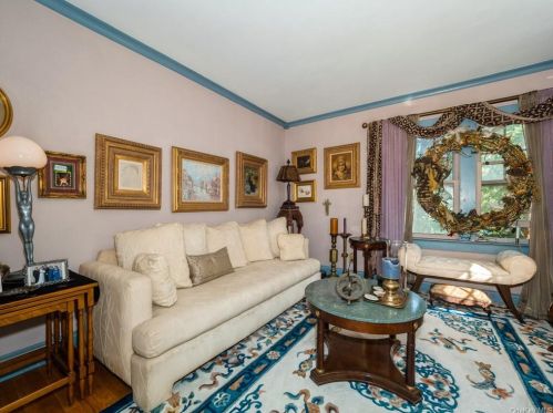 205 Brook Rd, Mahopac, NY 10541-1105