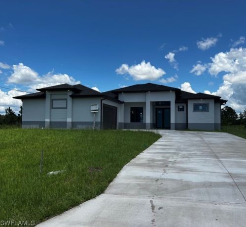 1318 Dixie Ave, Lehigh Acres, FL