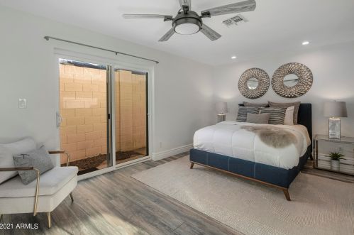 8649 Plz Ave, Scottsdale AZ 85250-6706 exterior